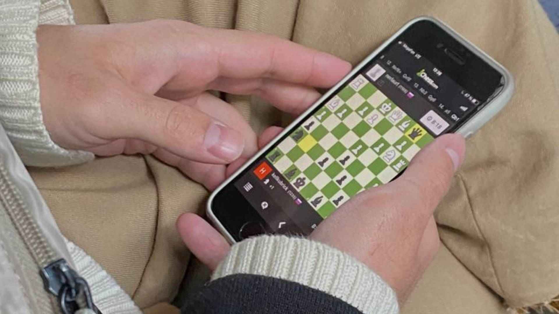 Could AI Ever Create an Unbeatable Virtual Football Manager?